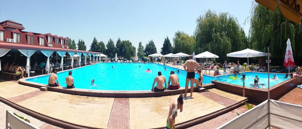 Хотел Рачич Войводино Екстериор снимка